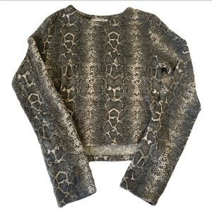 Zara Snakeskin Cropped Swearer Size S